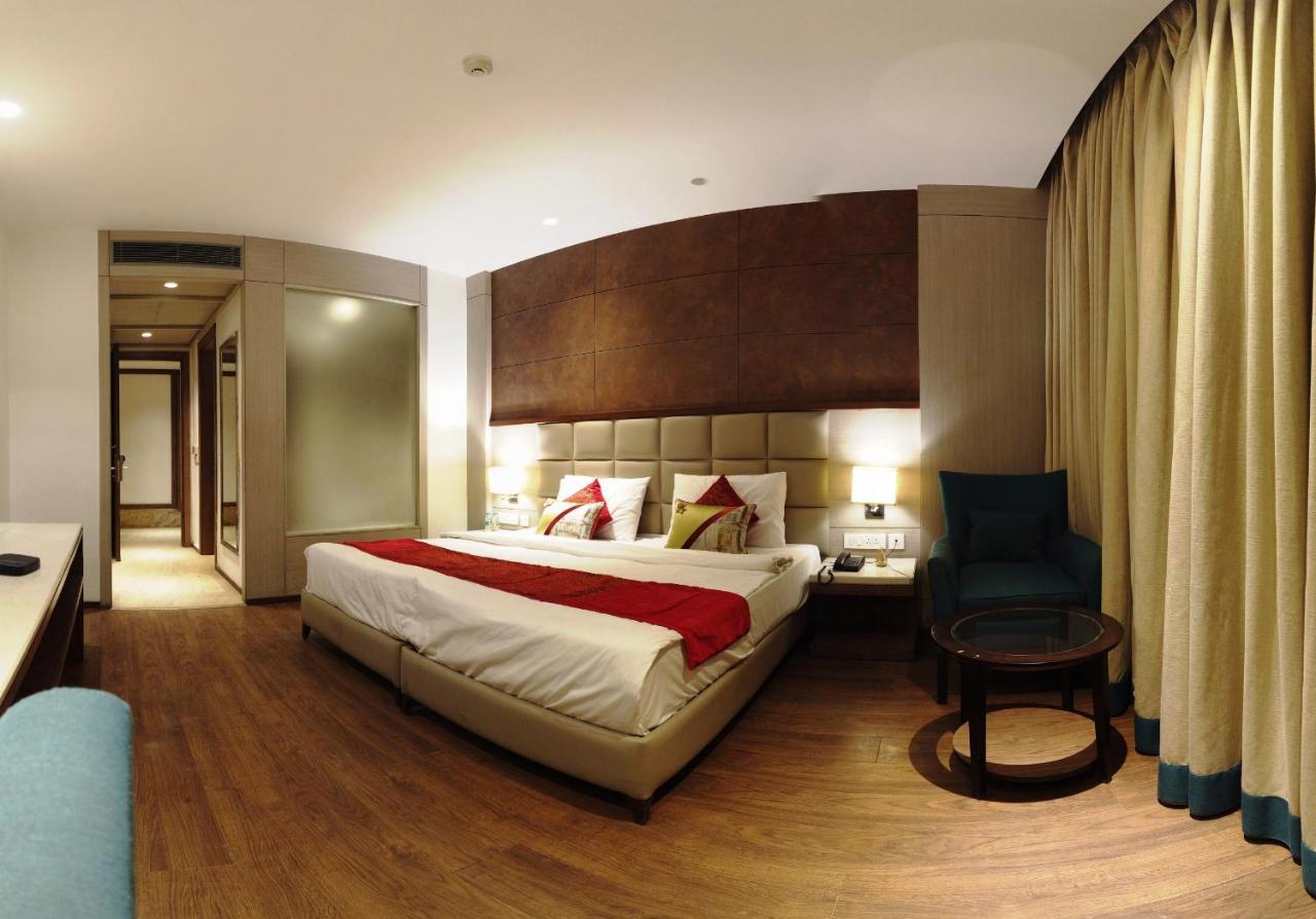 Lemonwood Suites By F9 Hotels - Trivoli Garden Chhatarpur Ню Делхи Екстериор снимка