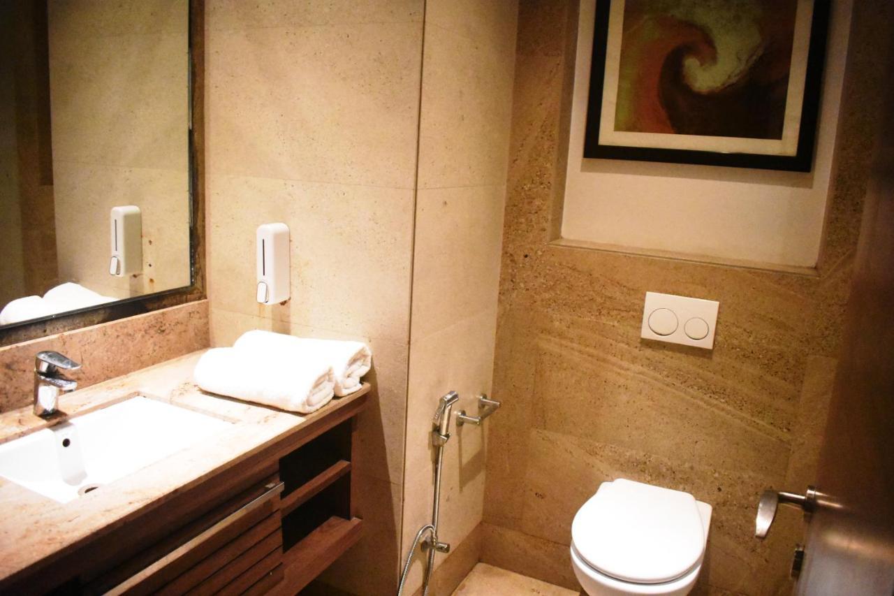 Lemonwood Suites By F9 Hotels - Trivoli Garden Chhatarpur Ню Делхи Екстериор снимка