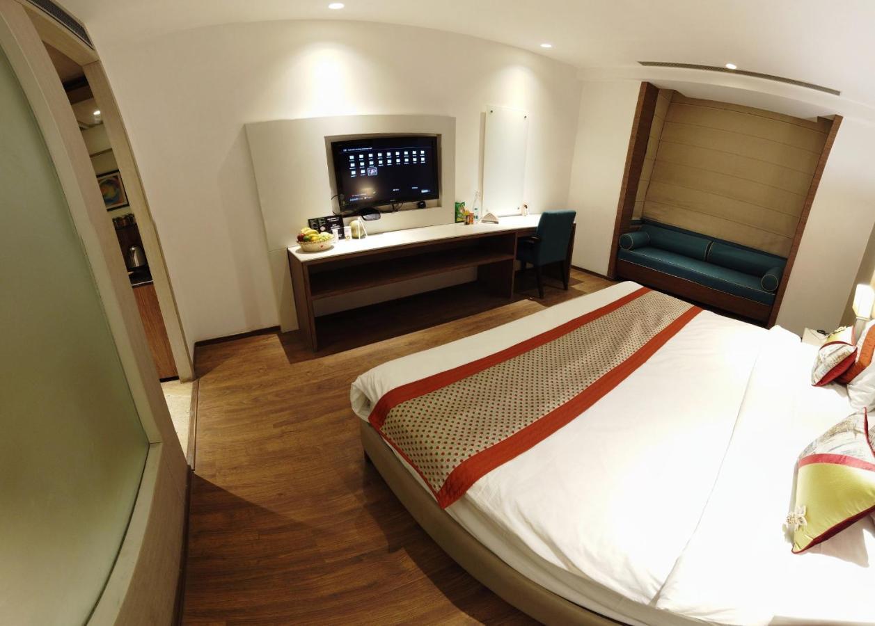 Lemonwood Suites By F9 Hotels - Trivoli Garden Chhatarpur Ню Делхи Екстериор снимка