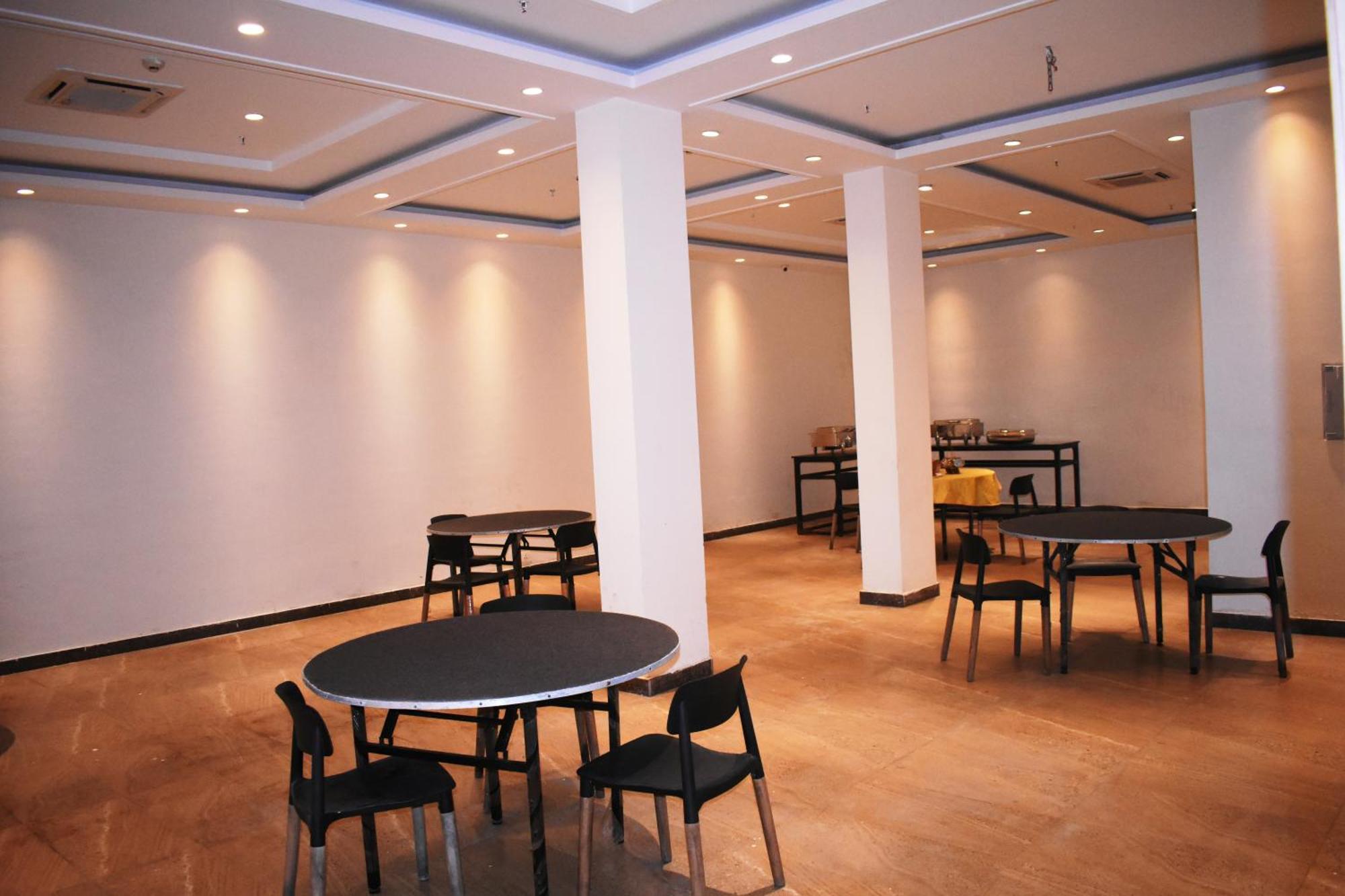 Lemonwood Suites By F9 Hotels - Trivoli Garden Chhatarpur Ню Делхи Екстериор снимка